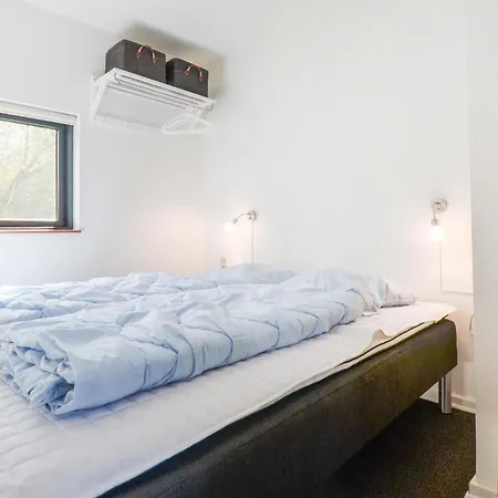 3 Bedroom Lovely Home In Glesborg