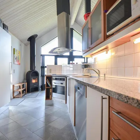 3 Bedroom Lovely Home In Glesborg Glesborg